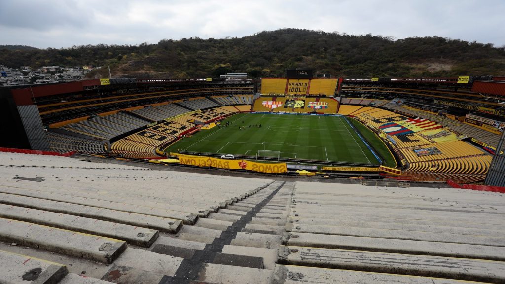 Estadio Monumental Isidro Romero Carbo