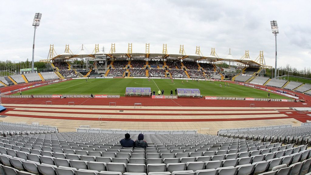 don valley stadium